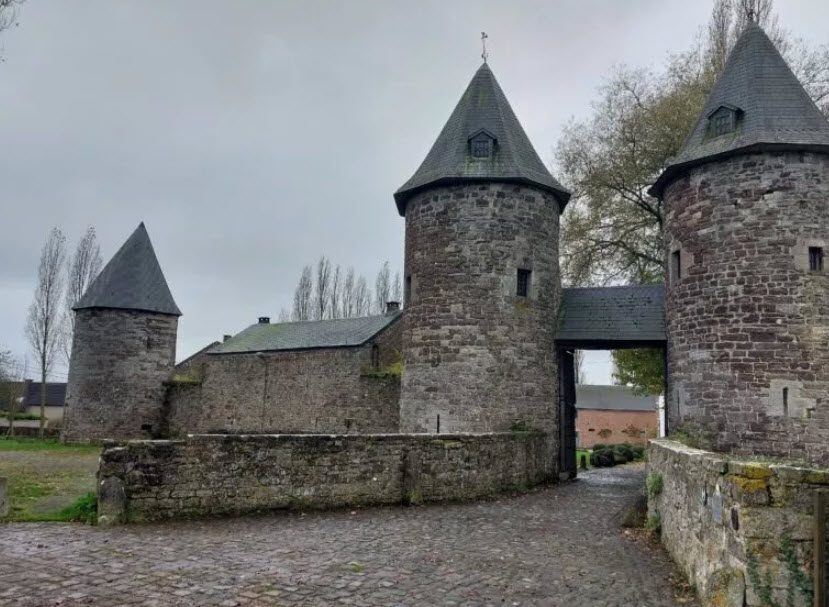 Château de Balâtre, Belgium